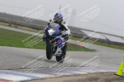 media/Nov-30-2025-TrackDaz (Sun) [[d8b22663df]]/B Group/Session 5 (Wheelie Bump)/